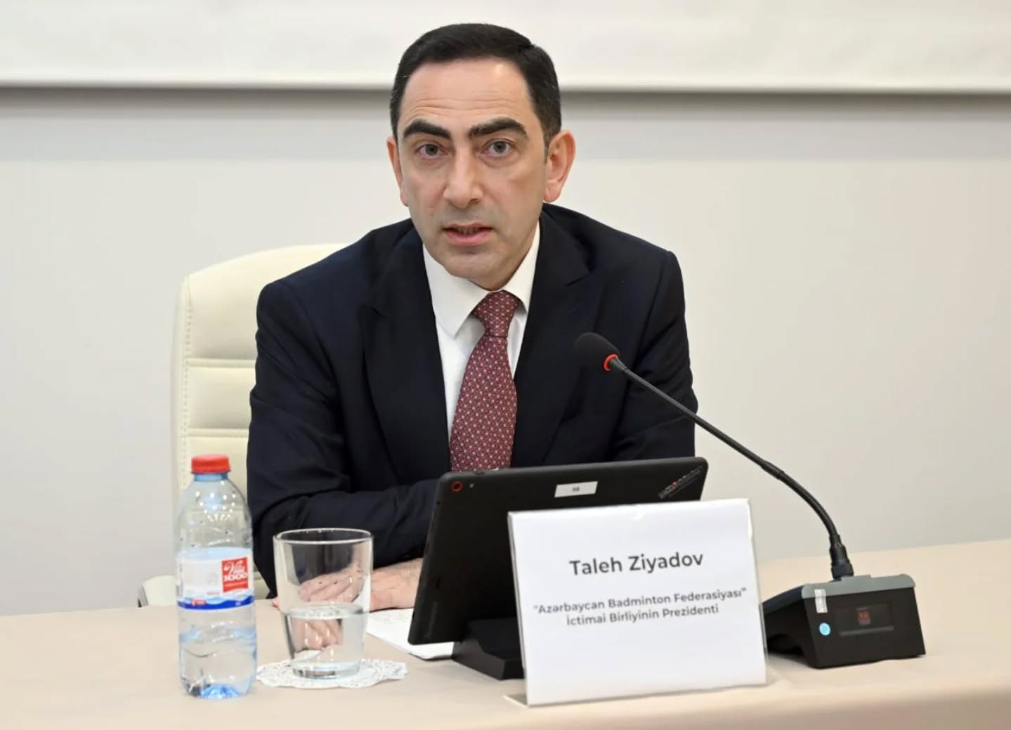 Taleh Ziyadov yenidən Azərbaycan Badminton Federasiyasının prezidneti seçilib